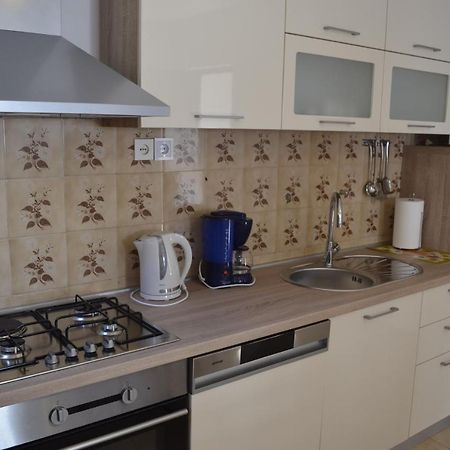 Apartment Ana Kaštel Sućurac Esterno foto