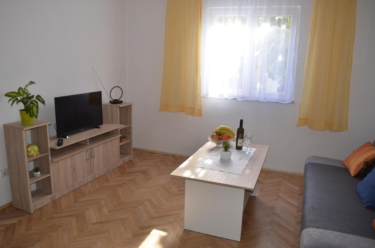 Apartment Ana Kaštel Sućurac Esterno foto