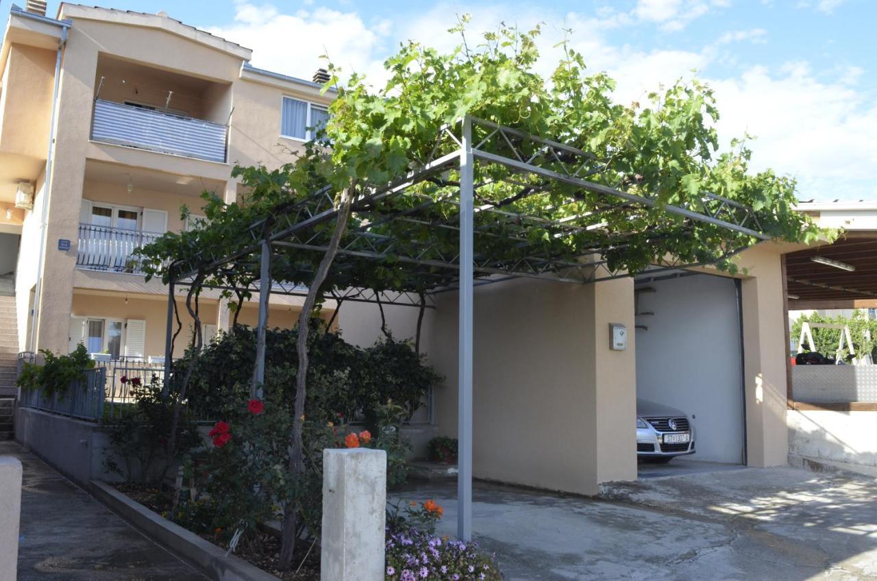 Apartment Ana Kaštel Sućurac Esterno foto