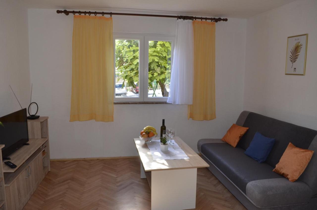 Apartment Ana Kaštel Sućurac Esterno foto